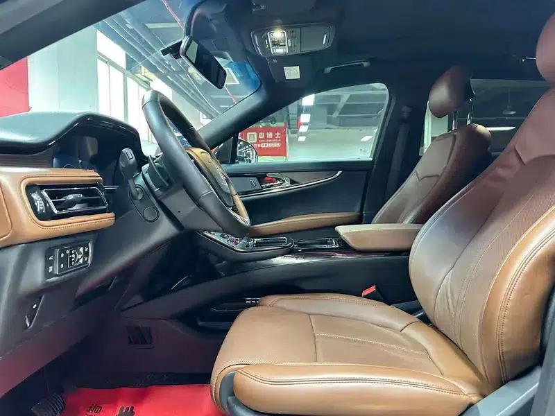 Navigator 2021 2.7T AWD Premium Edition — миниатюра 8