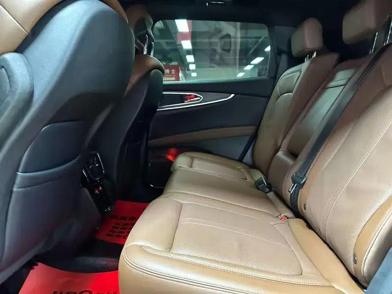 Navigator 2021 2.7T AWD Premium Edition — миниатюра 9
