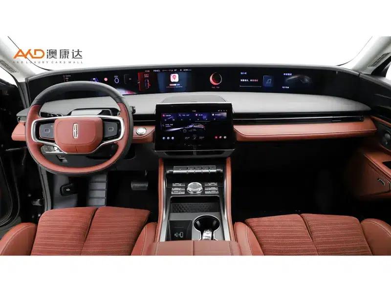 Navigator 2025 2.0T AWD Premium Hybrid — миниатюра 6