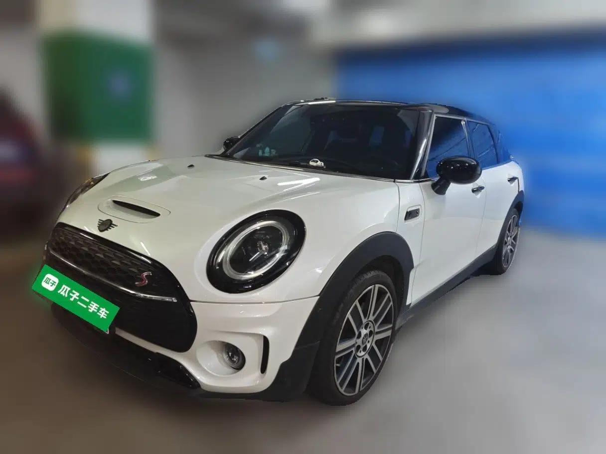 MINI Clubman 2023 Revised 2.0T COOPER S Connoisseur — миниатюра 1