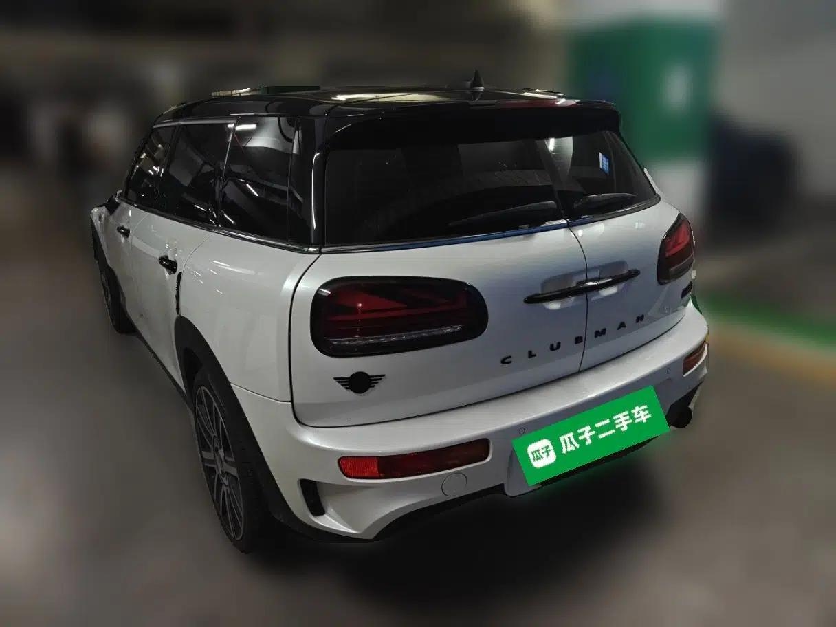 MINI Clubman 2023 Revised 2.0T COOPER S Connoisseur — миниатюра 4