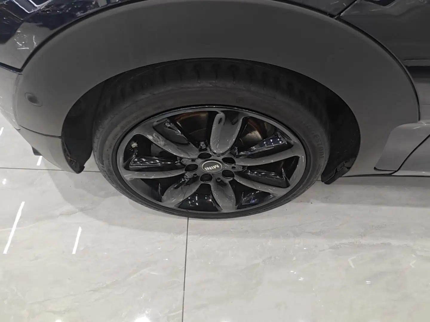 MINI Clubman 2021 1.5T COOPER Connoisseur — миниатюра 10