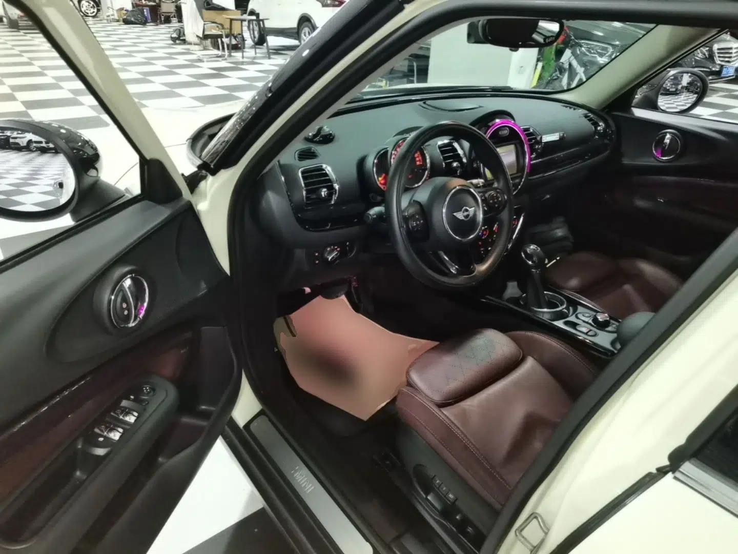 MINI Clubman 2016 Revised Version 1.5T COOPER Connoisseur Edition — миниатюра 18