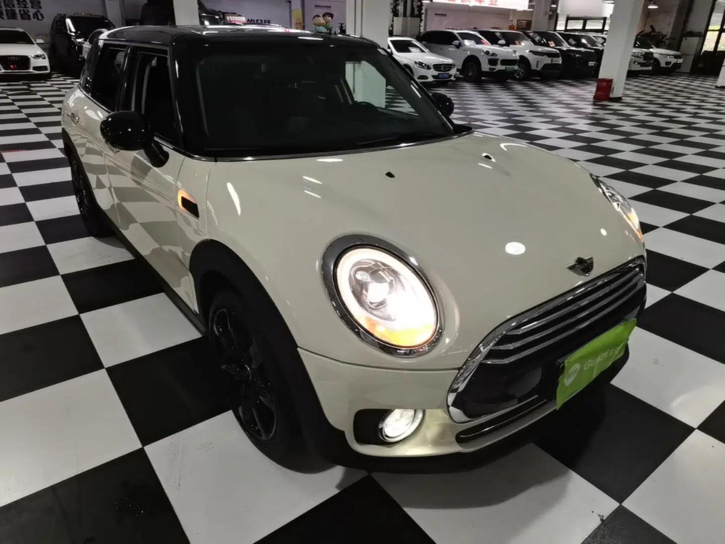 MINI Clubman 2016 Revised Version 1.5T COOPER Connoisseur Edition — миниатюра 3