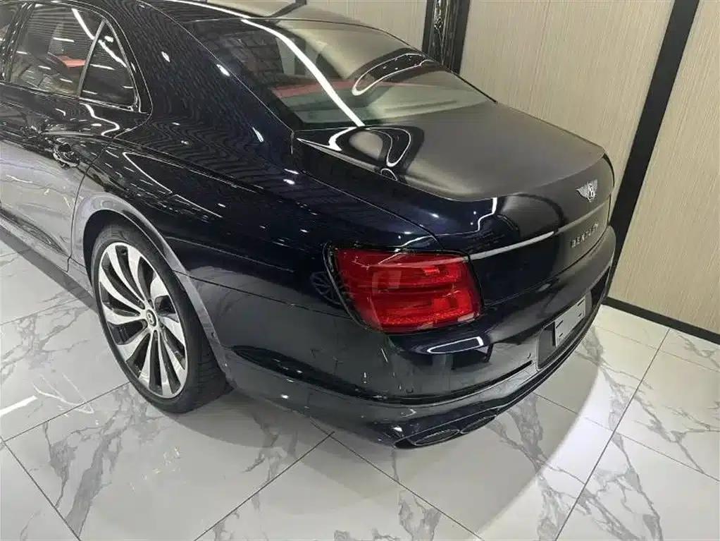 2024 Flying Spur 4.0T V8 Elegance Edition — миниатюра 2