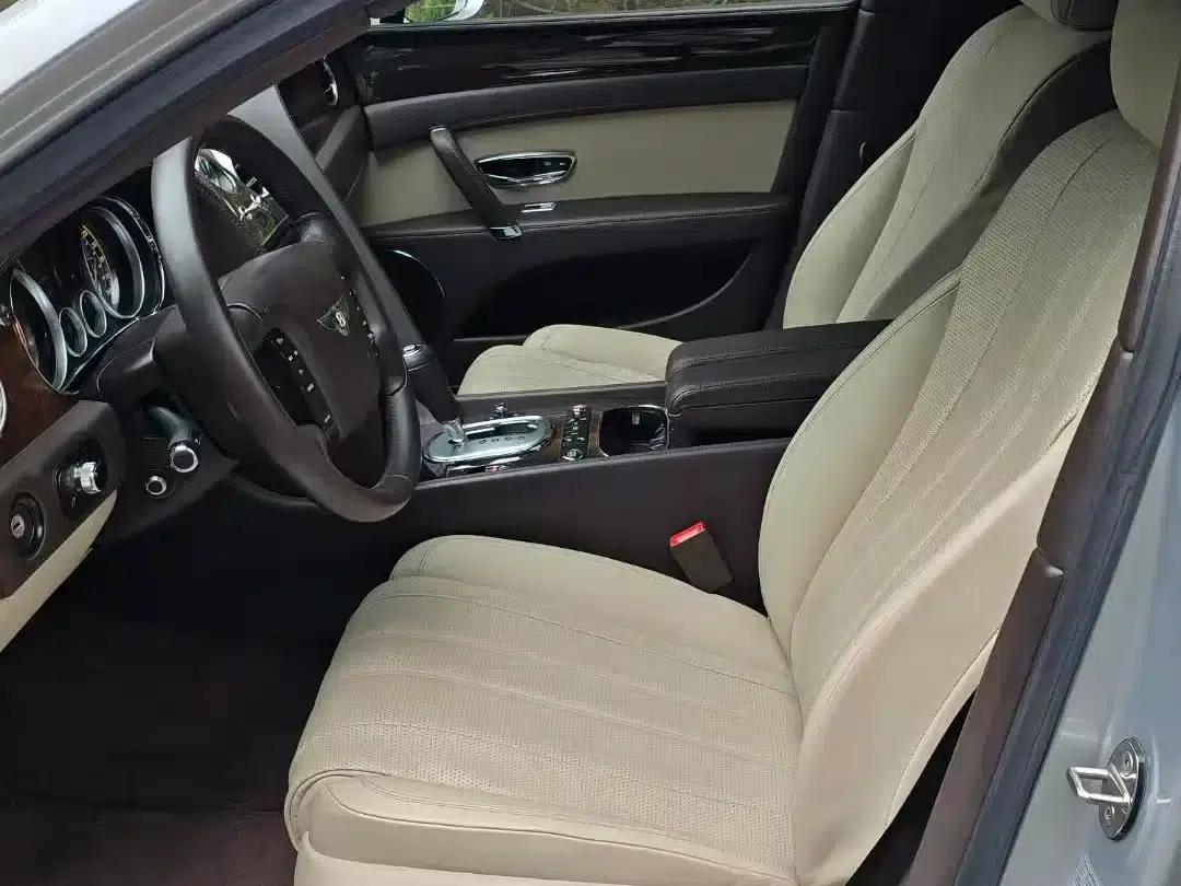 2013 Flying Spur 6.0T W12 Premium Edition — миниатюра 16