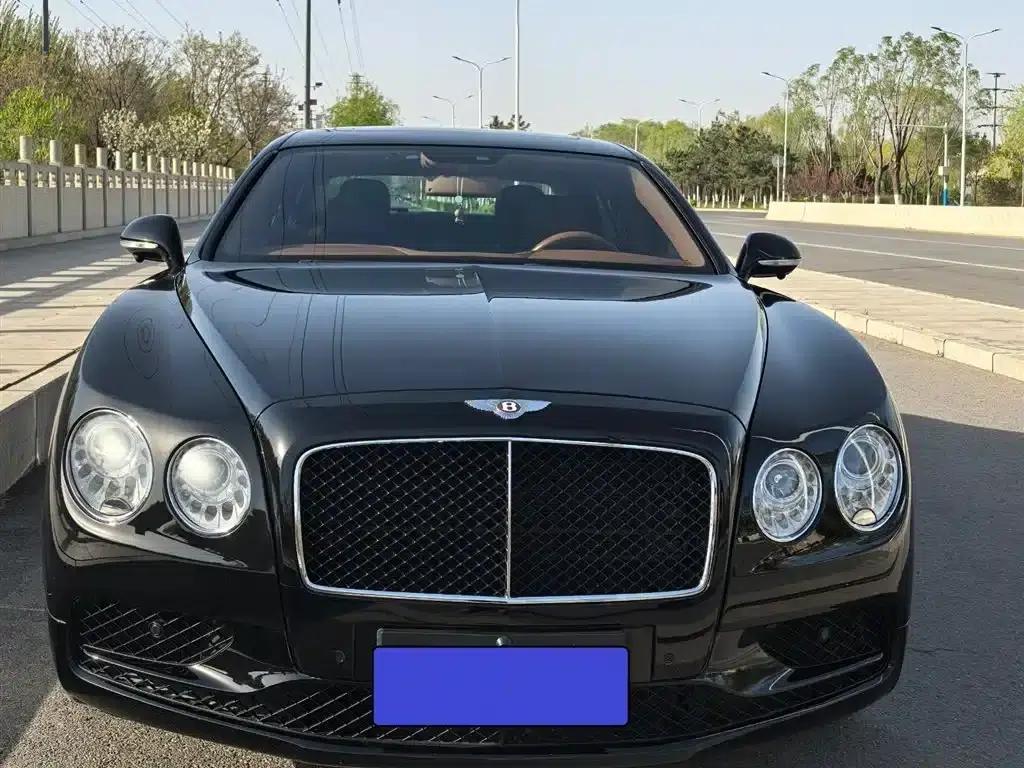 2017 Flying Spur 4.0T V8 Standard Edition — миниатюра 2