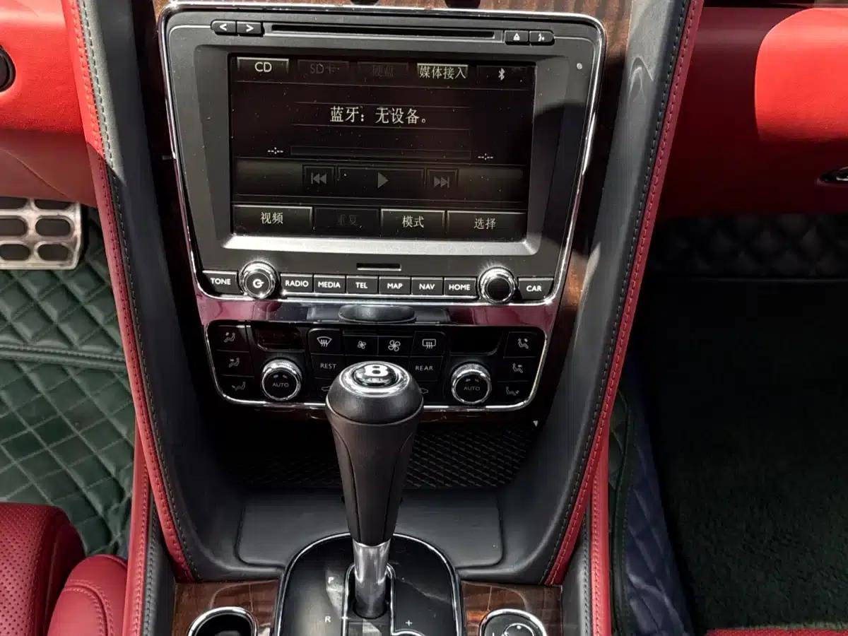 2017 Flying Spur 4.0T V8 Standard Edition — миниатюра 15