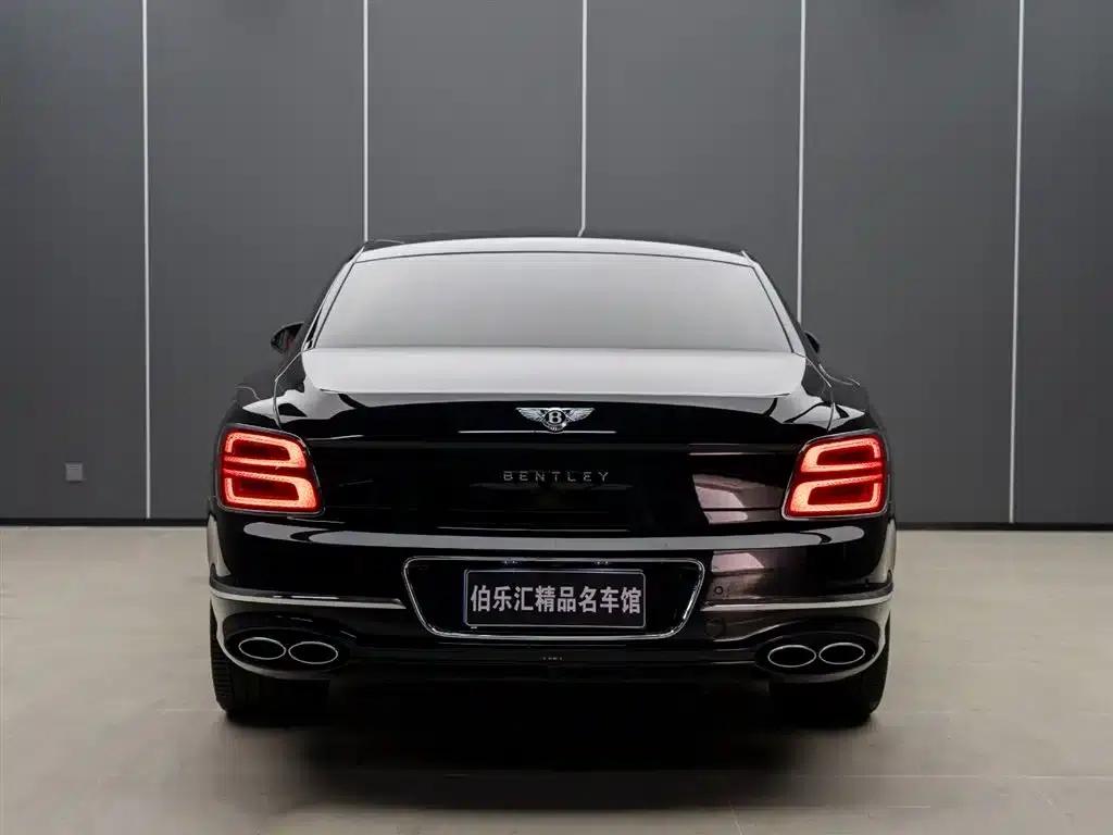 2022 Mercedes-Benz Flying Spur 6.0T W12 Standard Edition — миниатюра 6