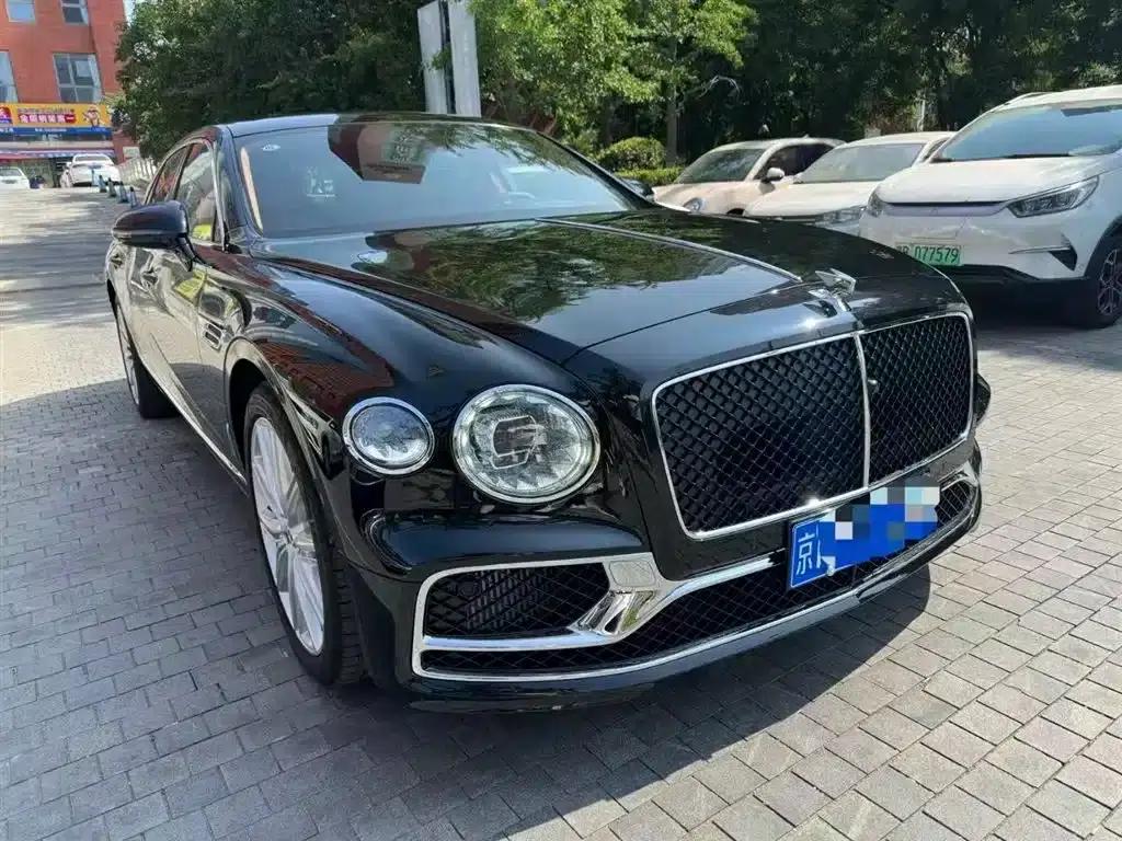 Flying Spur 2024 4.0T V8 Standard Edition — миниатюра 3
