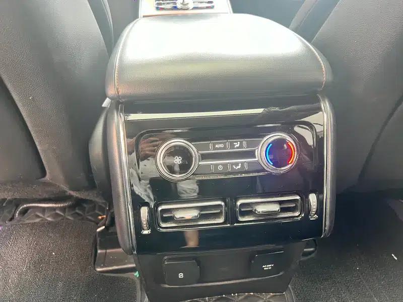 2020 Aviator 3.0T V6 AWD Premium Edition — миниатюра 11