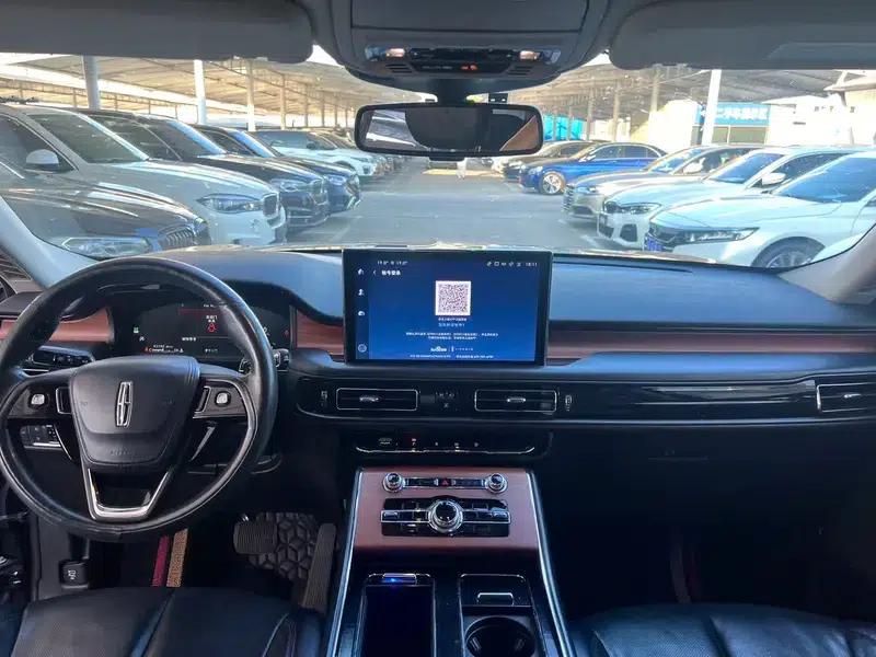 2020 Aviator 3.0T V6 AWD Premium Edition — миниатюра 9