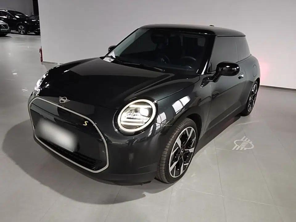 MINI Electric COOPER 2024 452km COOPER SE Artist — миниатюра 1