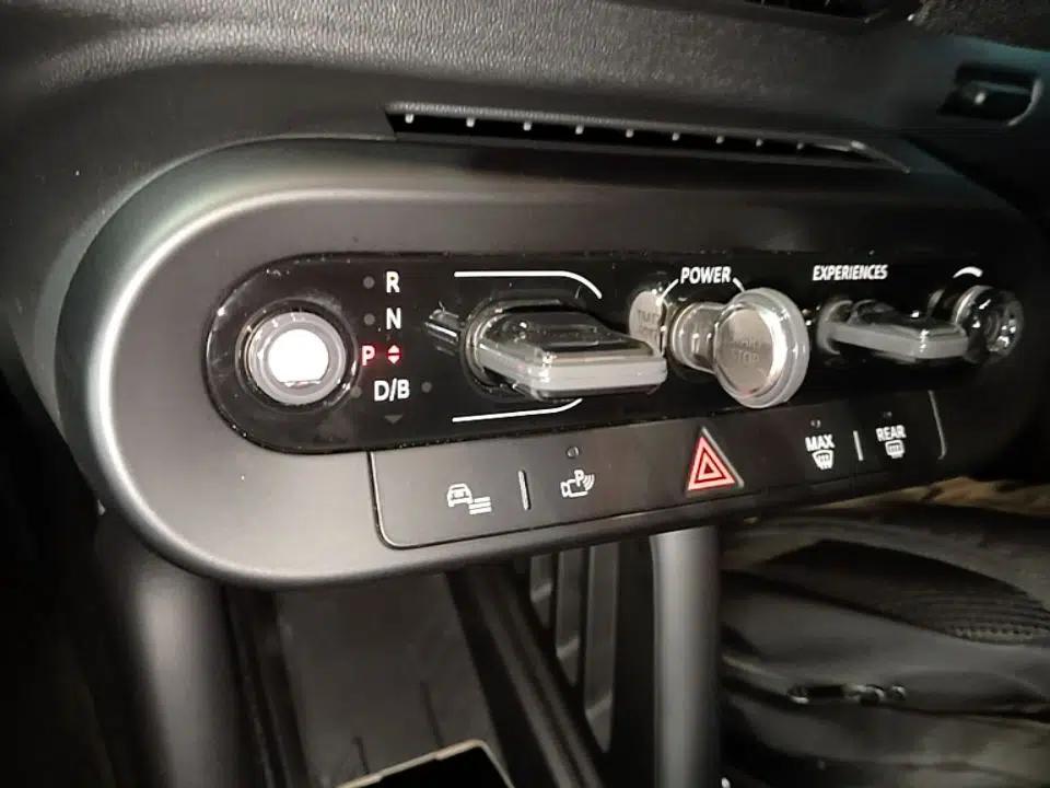 MINI Electric COOPER 2024 452km COOPER SE Artist — миниатюра 16