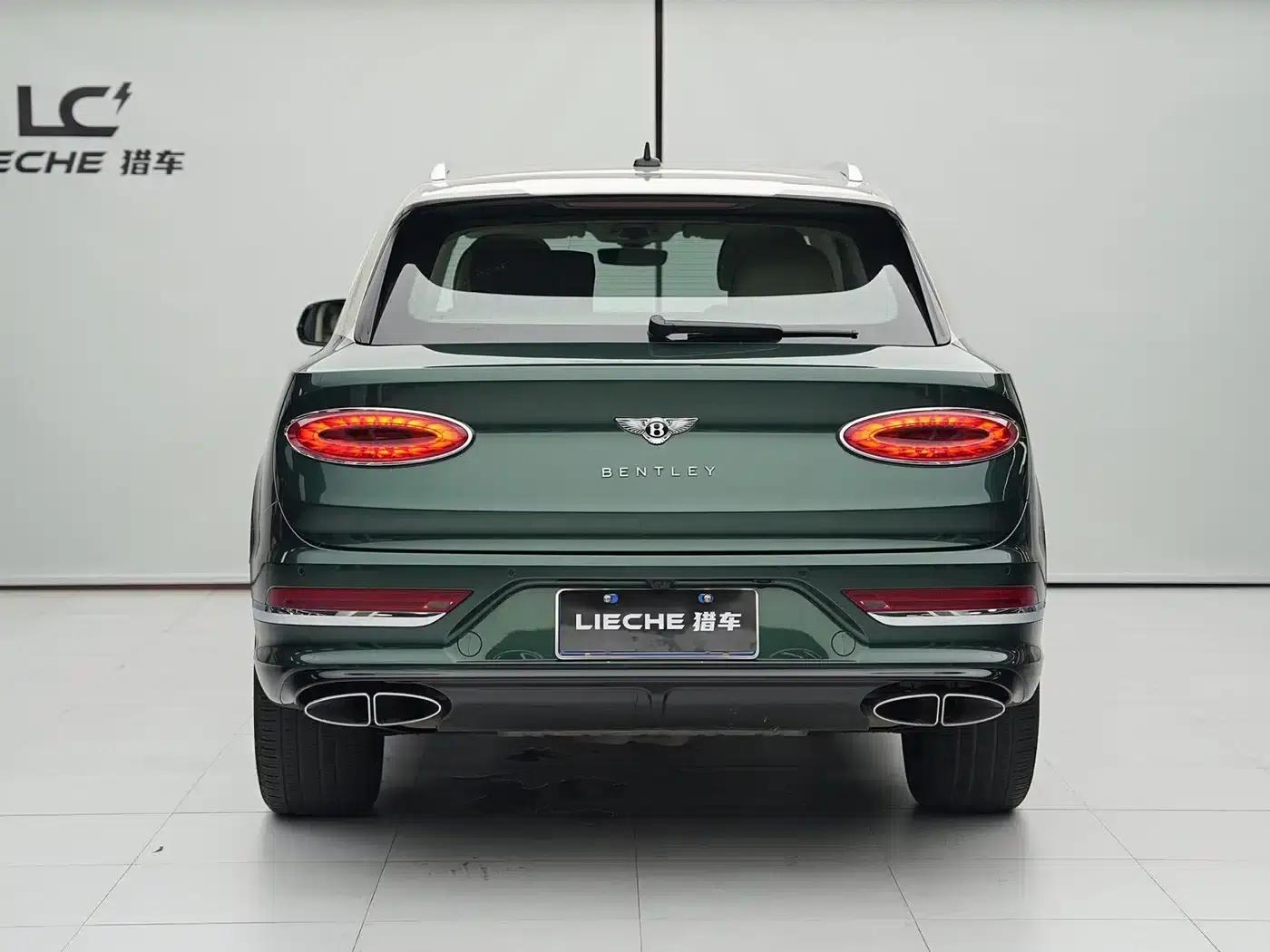 Bentayga 2021 4.0T V8 — миниатюра 11