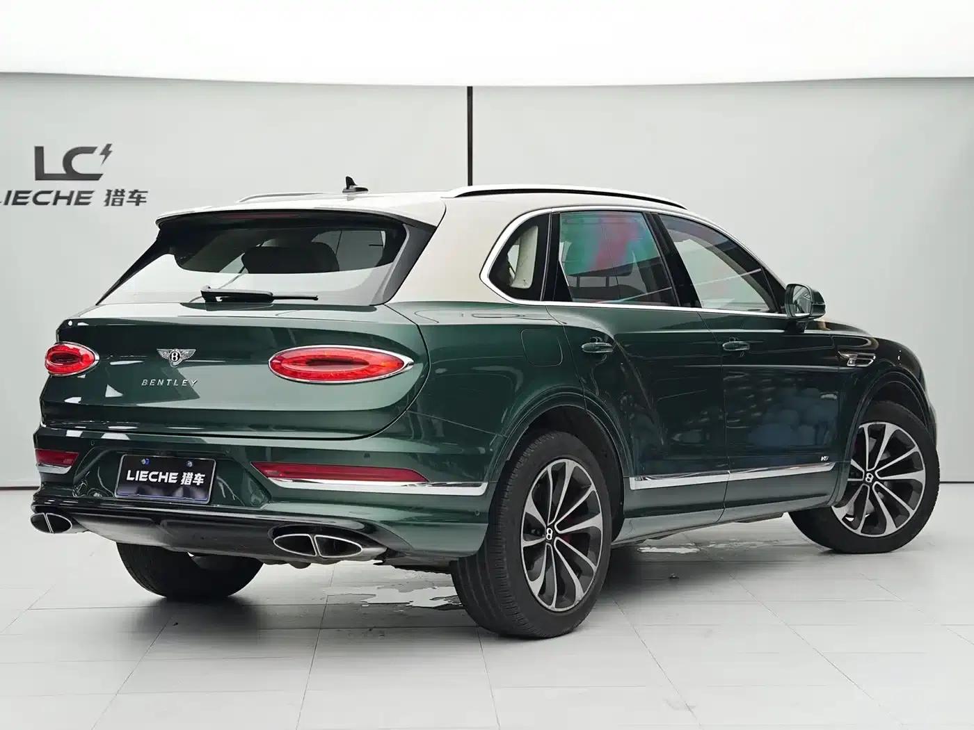 Bentayga 2021 4.0T V8 — миниатюра 12