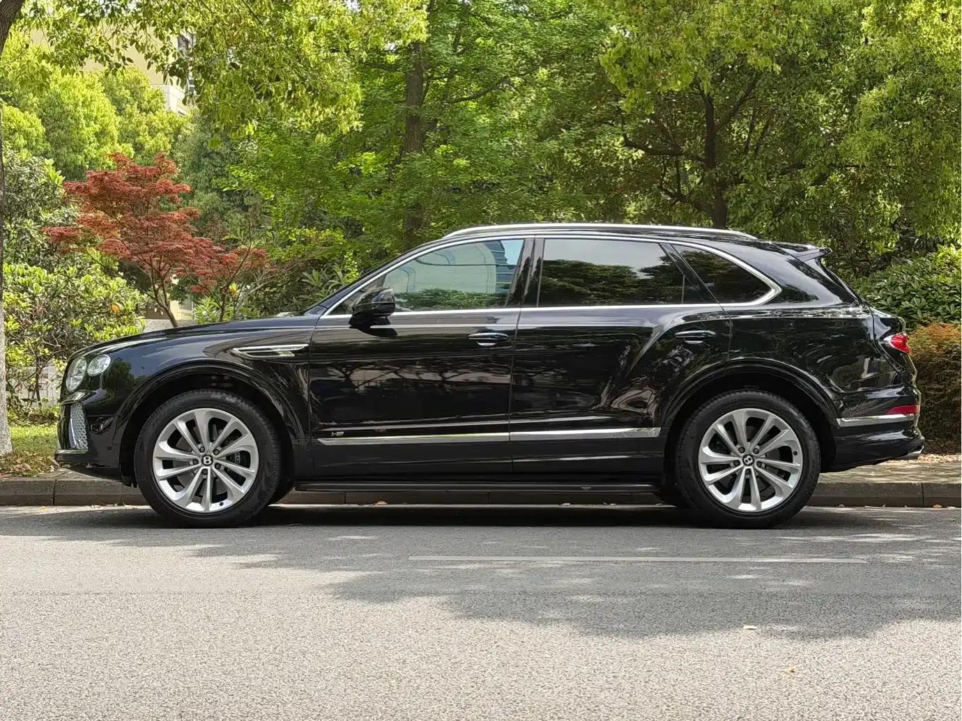 Bentayga 2022 4.0T V8 — миниатюра 4