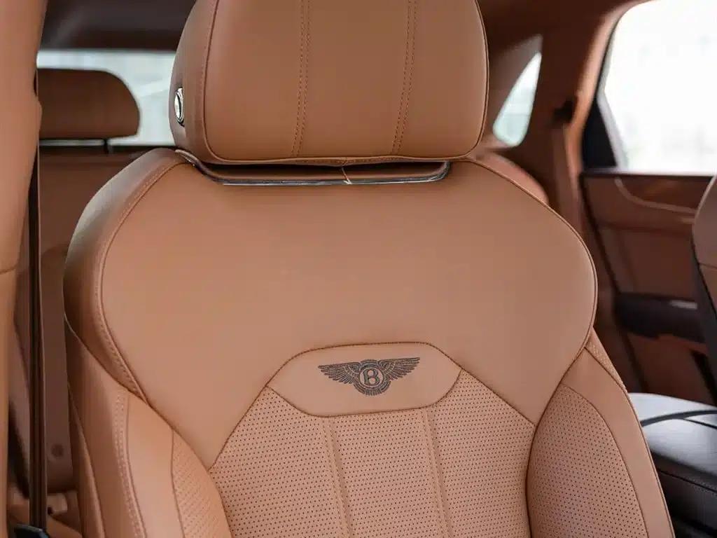 Bentayga 2021 4.0T V8 — миниатюра 19