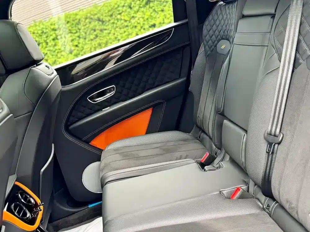 Bentayga 2024 4.0T V8 S Black Edition — миниатюра 4