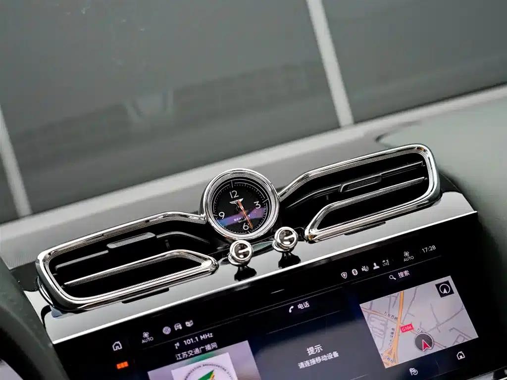 Bentayga 2022 4.0T V8 — миниатюра 18