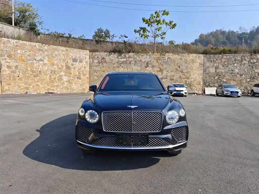Bentayga 2022 4.0T V8 — миниатюра 2