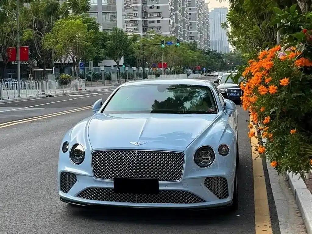 2022 Continental 4.0T GT V8 — миниатюра 1