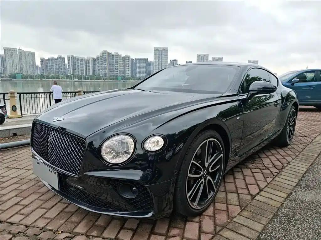 2022 Continental 4.0T GT V8 — миниатюра 1