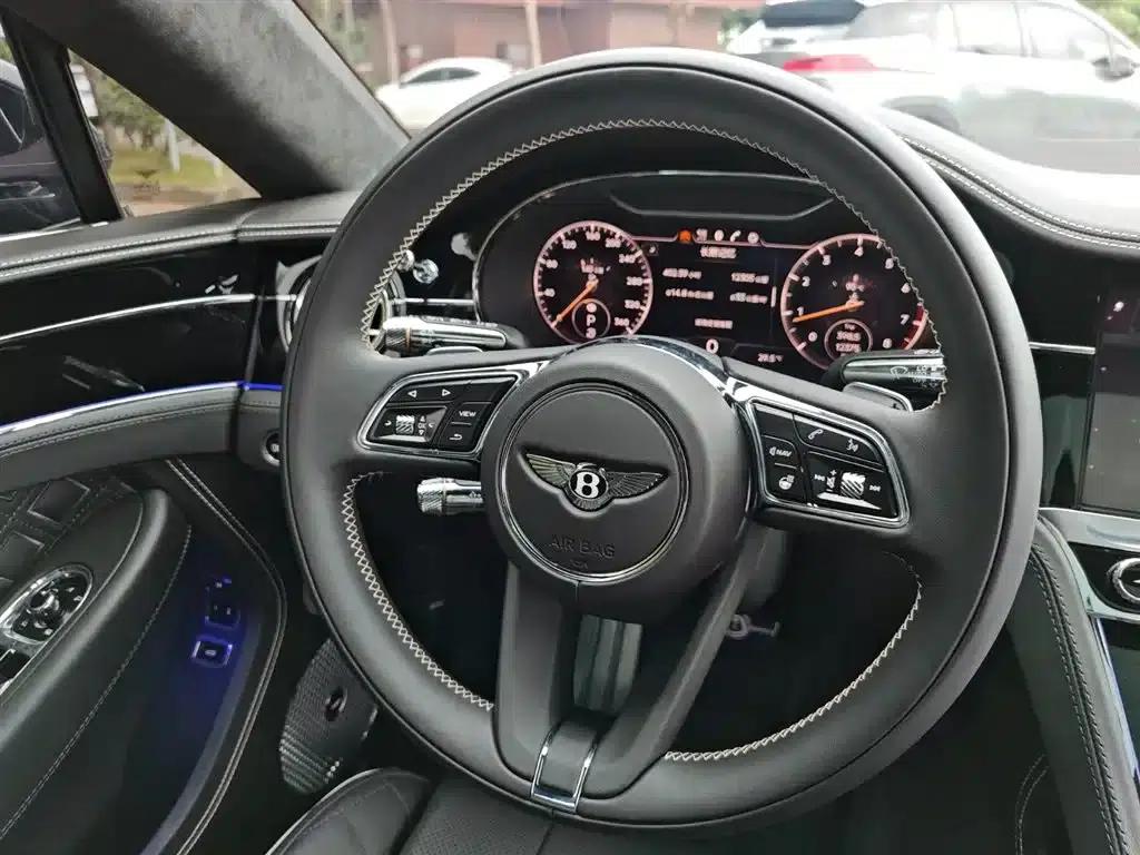 2022 Continental 4.0T GT V8 — миниатюра 7