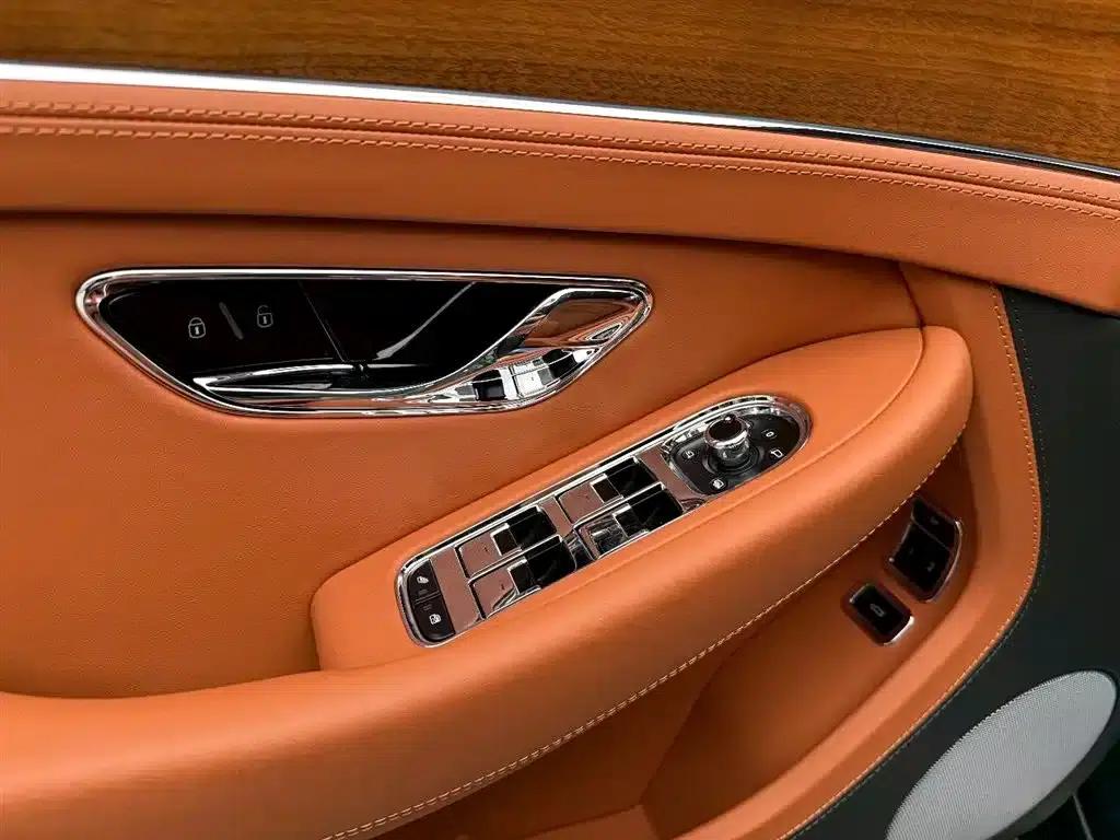 2022 Continental 4.0T GT V8 — миниатюра 10