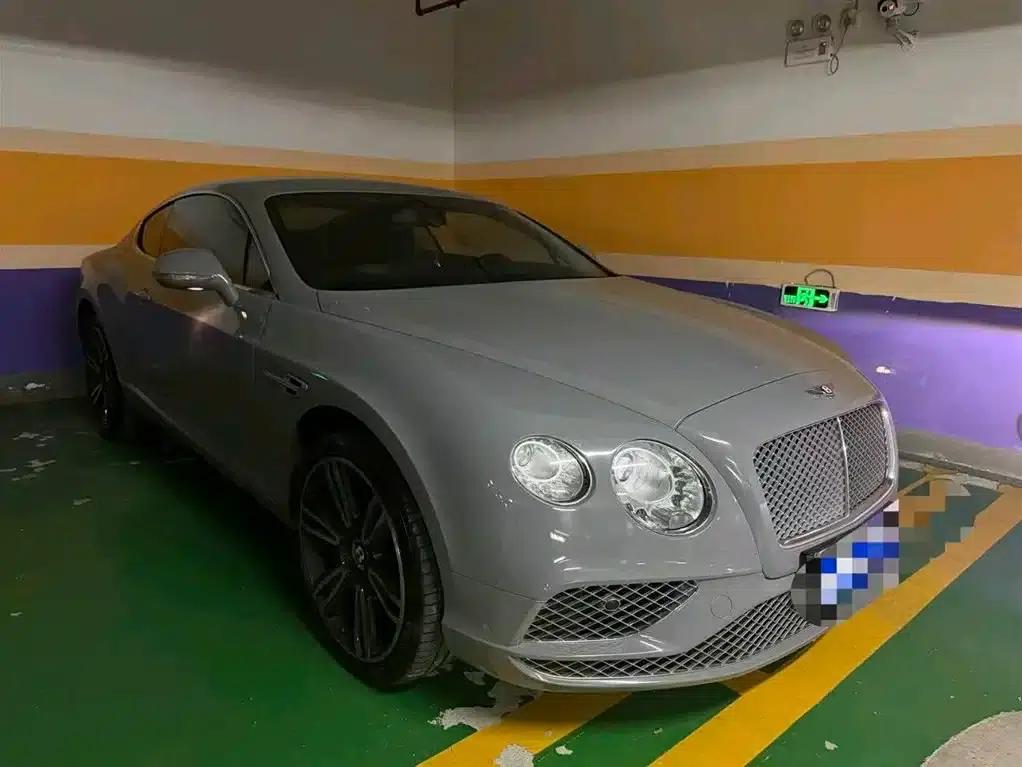 2016 Continental 4.0T GT V8 Standard Edition — миниатюра 3