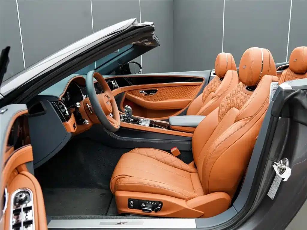 2024 Continental 4.0T GT S V8 Convertible — миниатюра 13