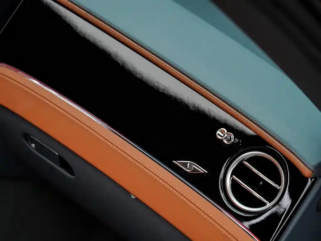 2024 Continental 4.0T GT S V8 Convertible — миниатюра 18