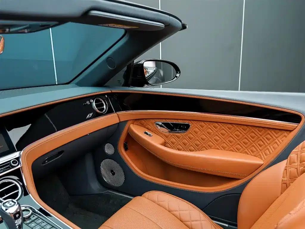 2024 Continental 4.0T GT S V8 Convertible — миниатюра 26