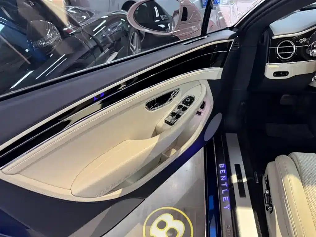 2018 Continental 6.0T GT W12 — миниатюра 3