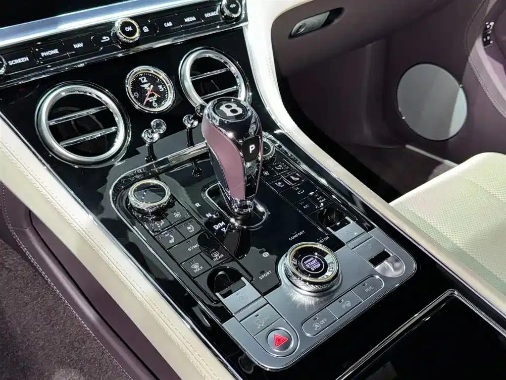 2022 Continental 4.0T GT V8 — миниатюра 11
