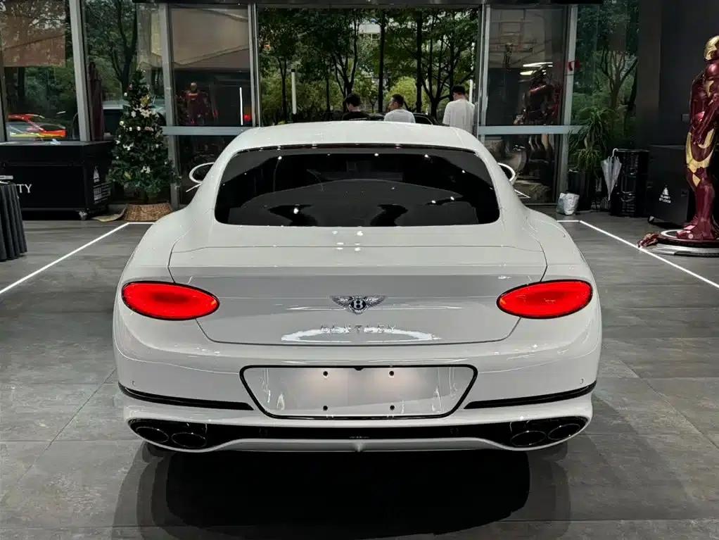 2022 Continental 4.0T GT V8 — миниатюра 15