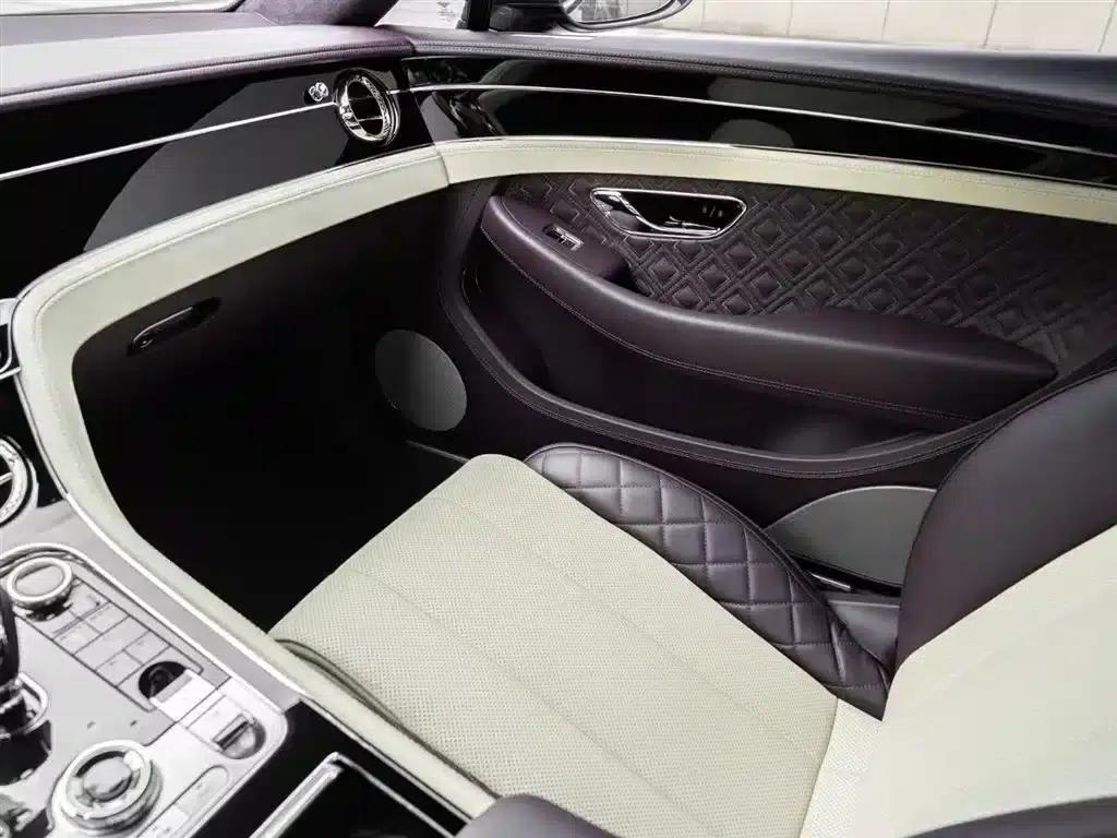 2022 Continental 4.0T GT V8 — миниатюра 5
