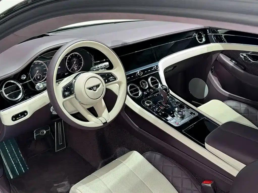 2022 Continental 4.0T GT V8 — миниатюра 7