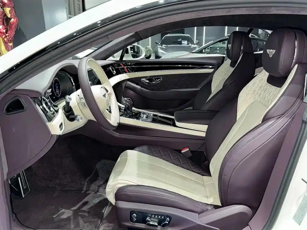2022 Continental 4.0T GT V8 — миниатюра 8