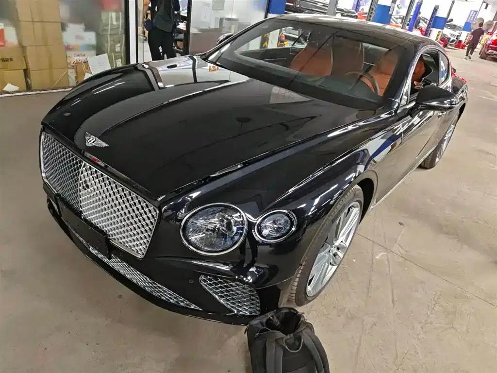 2022 Continental 4.0T GT V8 — миниатюра 1