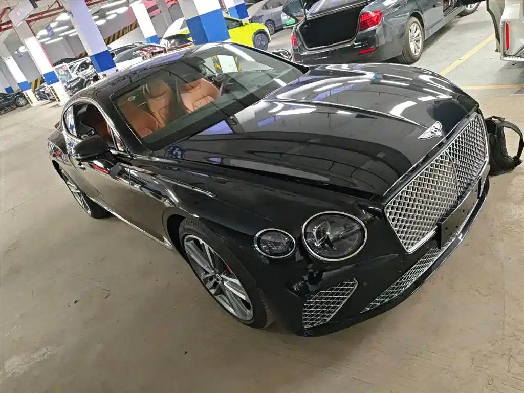 2022 Continental 4.0T GT V8 — миниатюра 2
