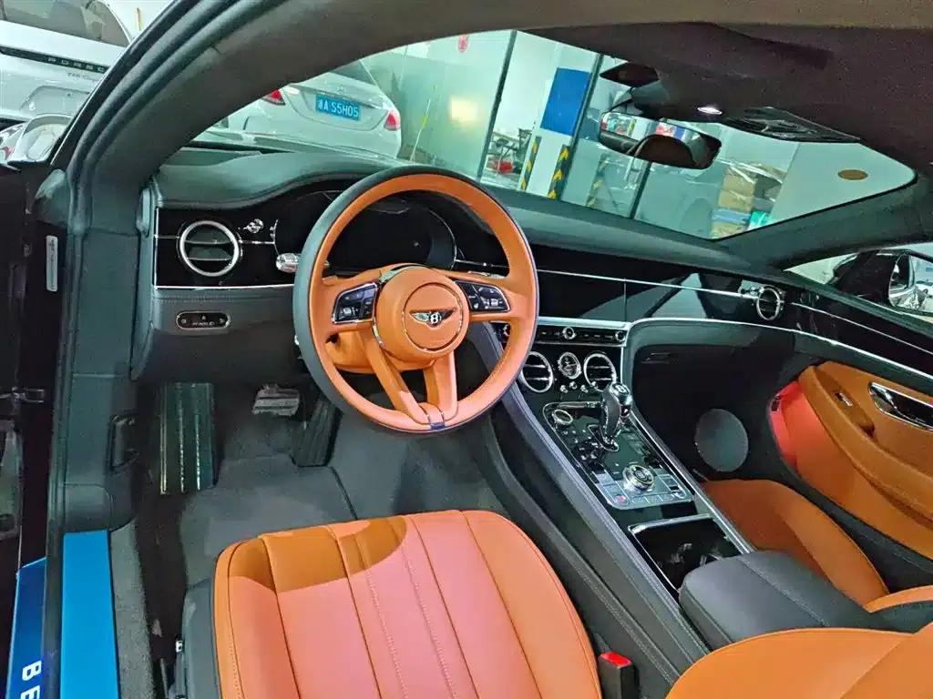 2022 Continental 4.0T GT V8 — миниатюра 6