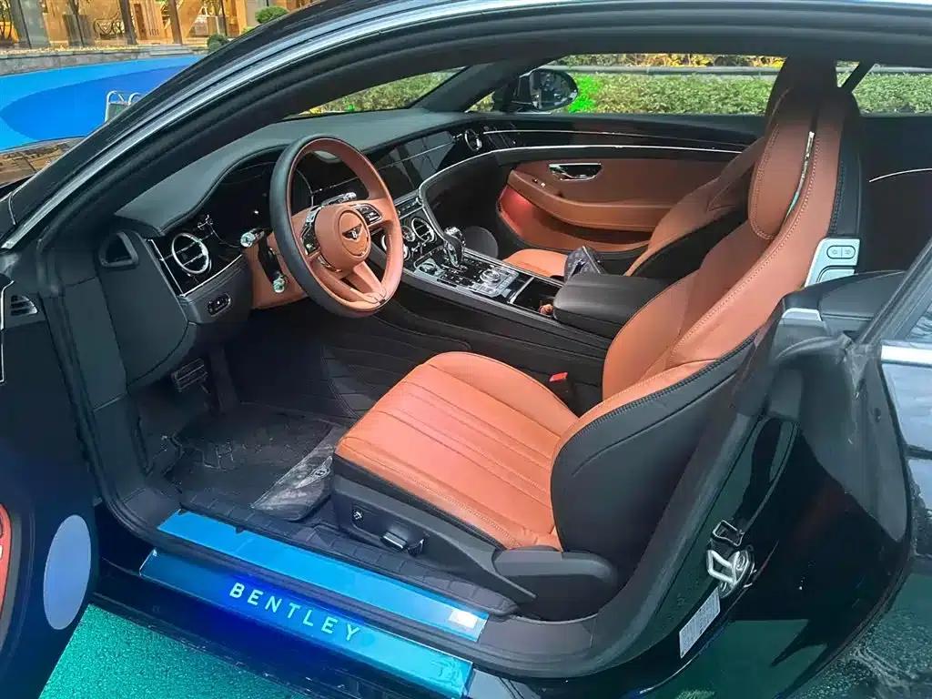 2022 Continental 4.0T GT V8 — миниатюра 8