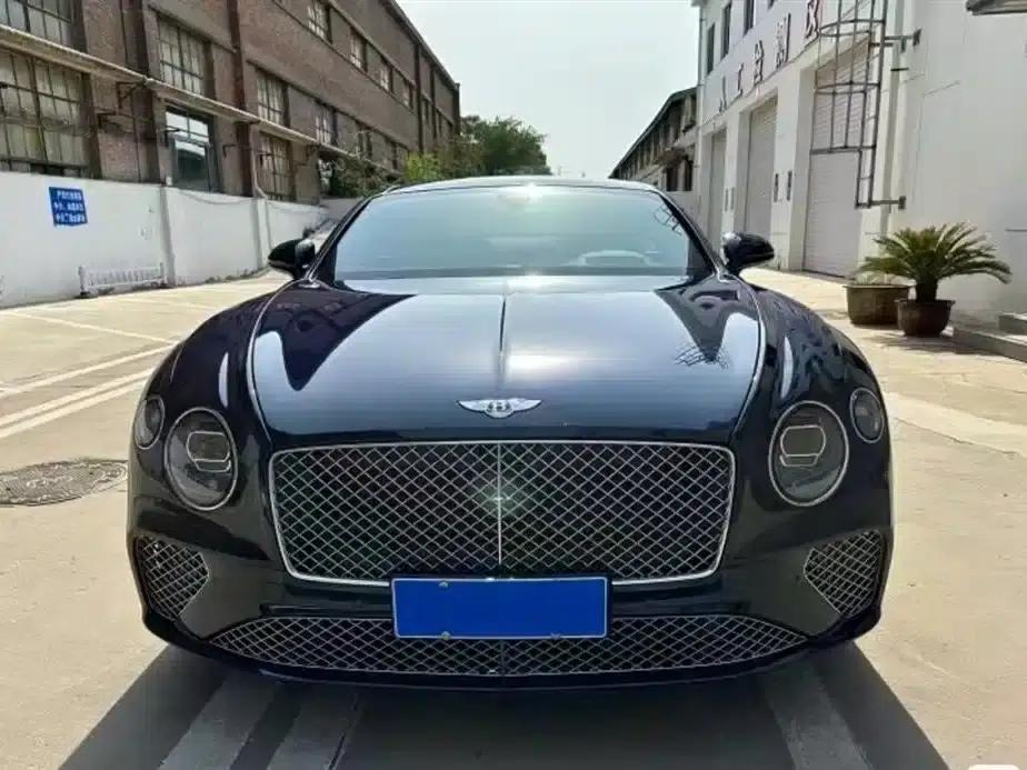 2022 Continental 4.0T GT V8 — миниатюра 2