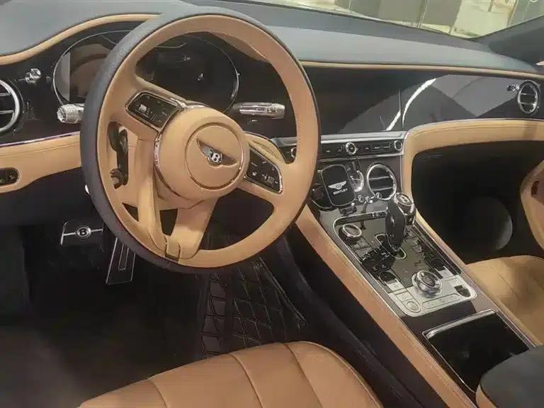 2022 Continental 4.0T GT V8 — миниатюра 7