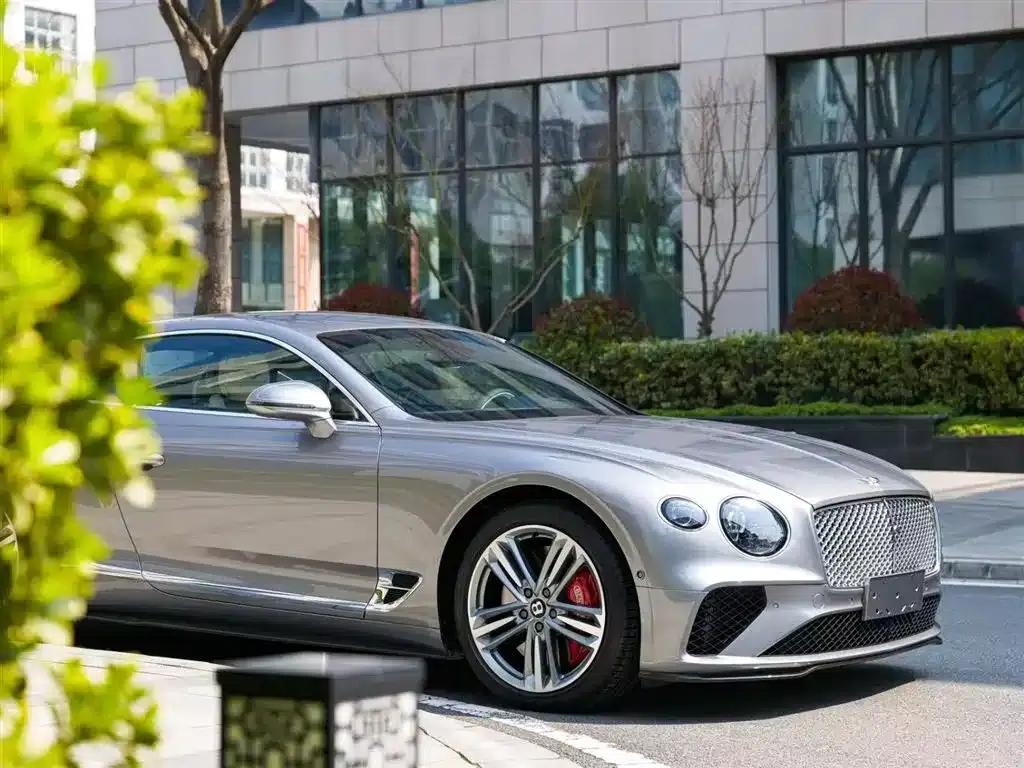 2022 Continental 4.0T GT V8 — миниатюра 12