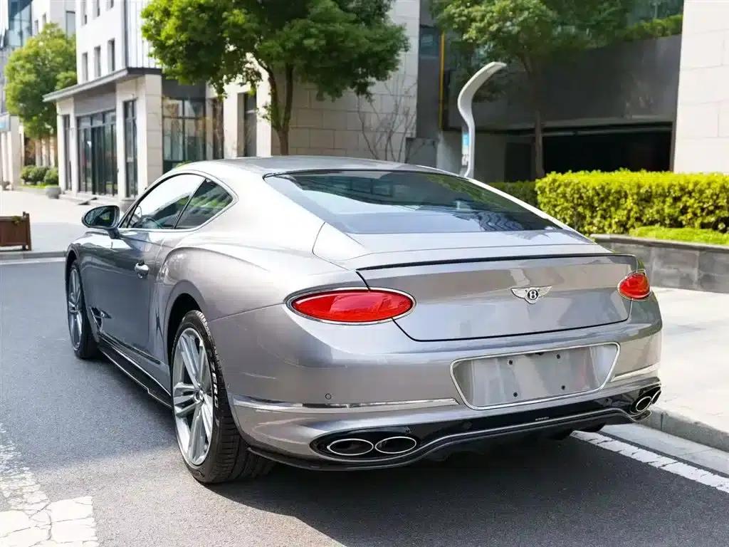 2022 Continental 4.0T GT V8 — миниатюра 13