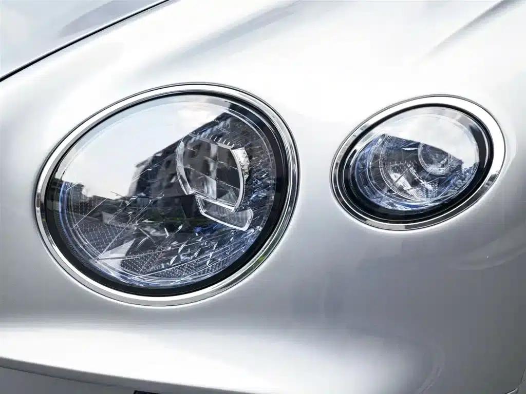 2022 Continental 4.0T GT V8 — миниатюра 16
