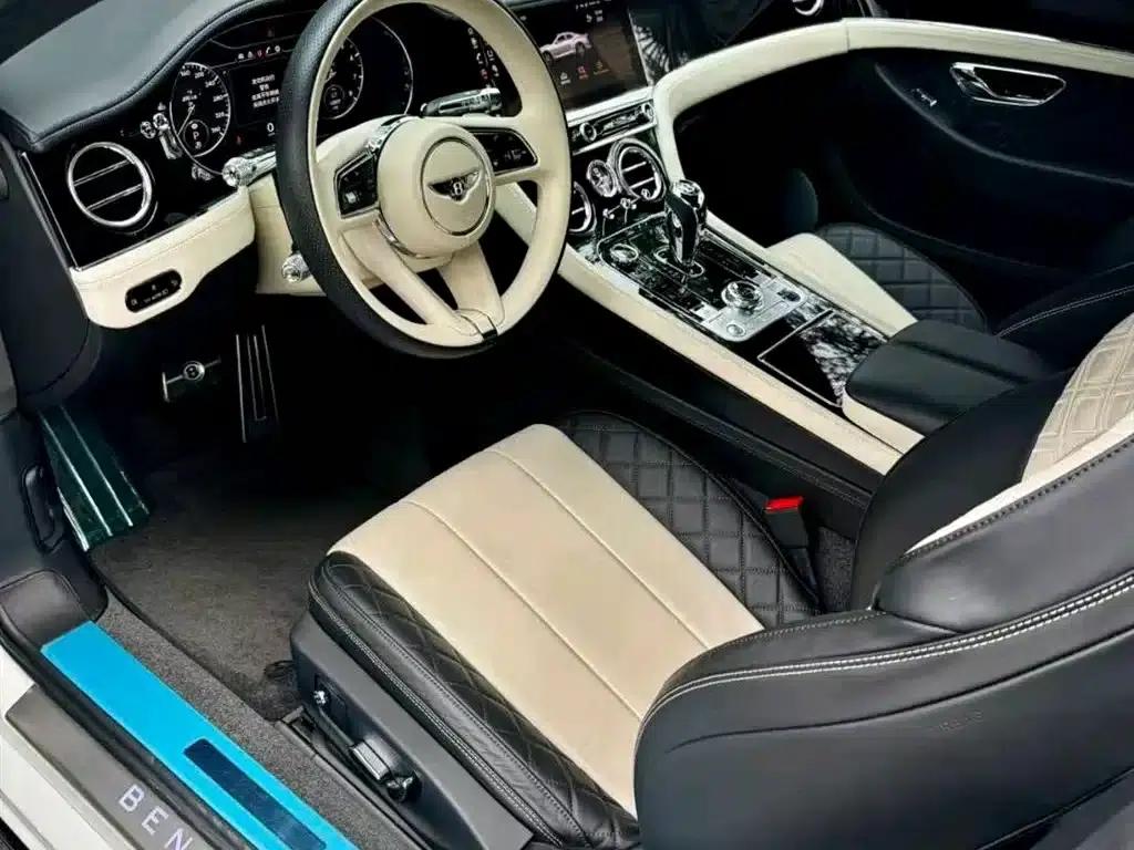 2022 Continental 4.0T GT V8 — миниатюра 2