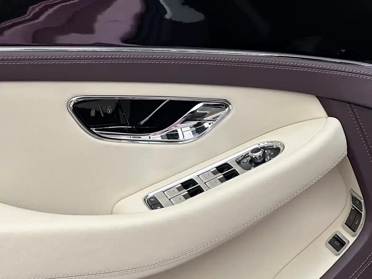 2022 Continental 4.0T GT V8 — миниатюра 24